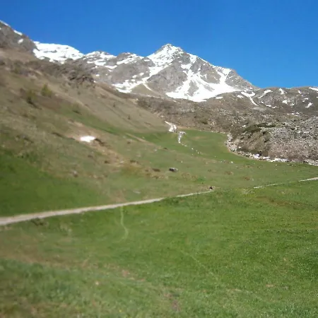 Chalet Sandalm Almhuette *